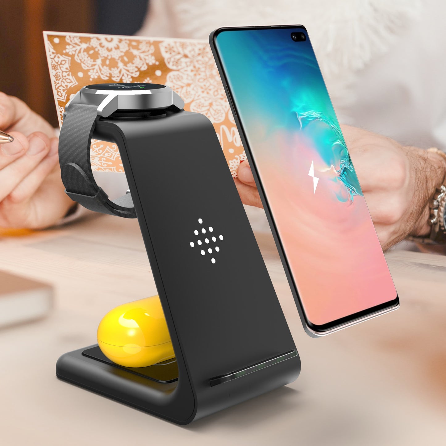 3-in-1 Fast Charging Wireless Stand & Dock